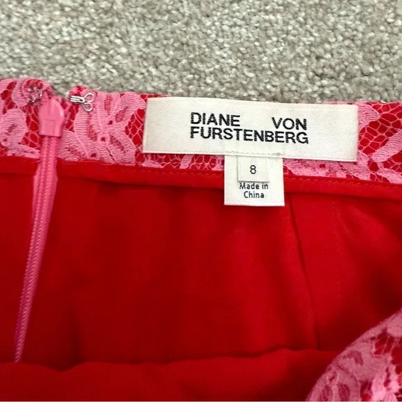 Diane Von Furstenberg - DVF - Pink/Red Lace Pencil Skirt - size 8 - EUC - Picture 6 of 10